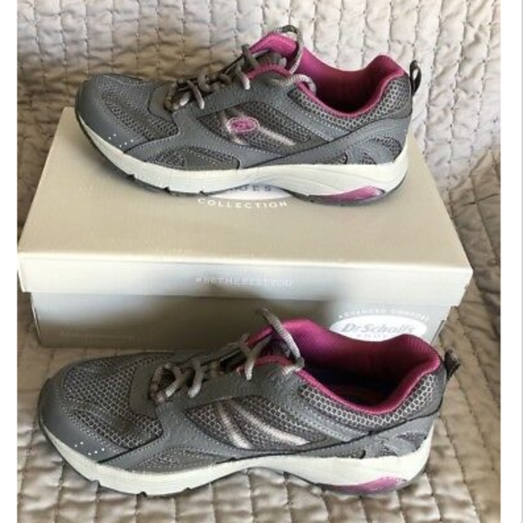 Dr. Scholl's Shoes - NIB Dr. Scholl’s Curry Gel Cushion Insole Shoes